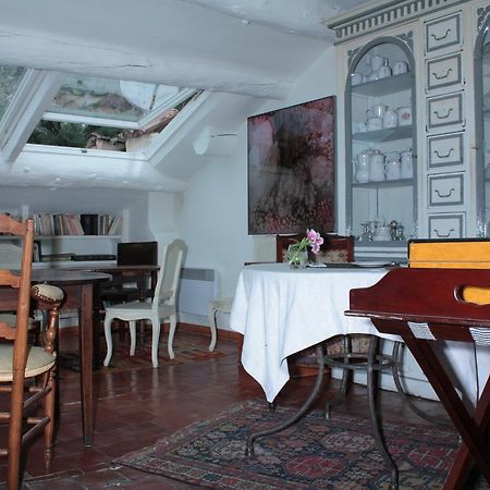 Bed and Breakfast La Bouscatiere Мустье-Сент-Мари Экстерьер фото