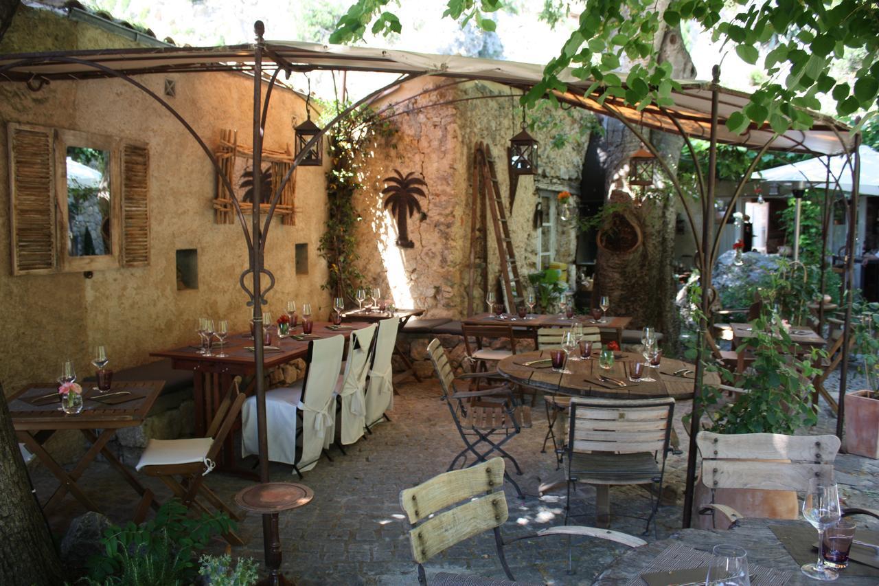 Bed and Breakfast La Bouscatiere Мустье-Сент-Мари Экстерьер фото
