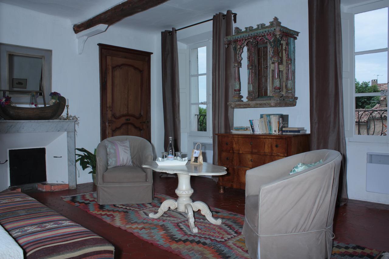 Bed and Breakfast La Bouscatiere Мустье-Сент-Мари Экстерьер фото